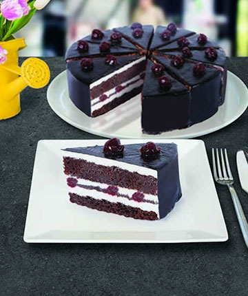 Moist Cake With Sour Cherry